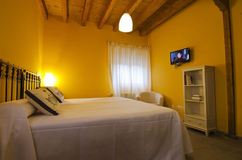 Hotel La Casona de la Mesta Almajano Habitación foto